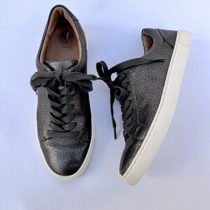 FRYE Ivy Low Lace Sneaker, Pewter, size 8.5 medium